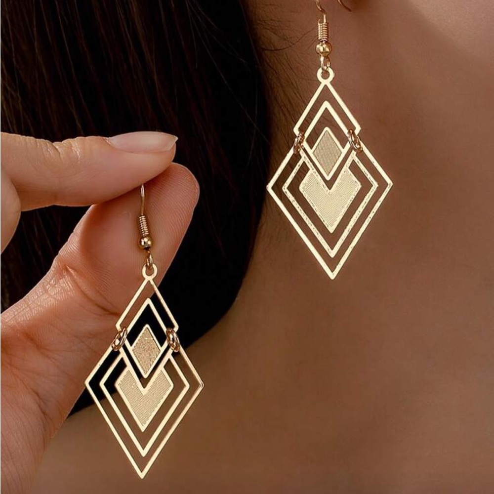 Elegant‎ Gold Color Geometric drop Earrings